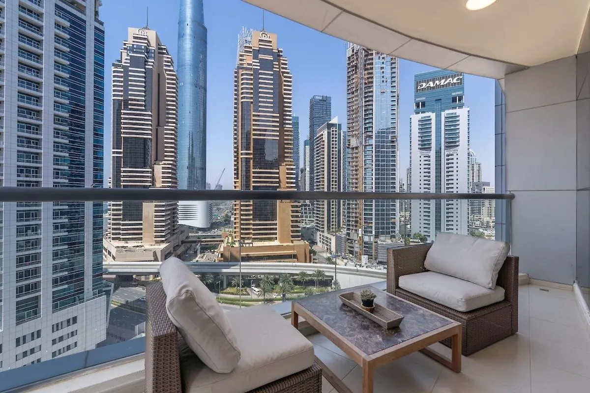 Bright 1-Bedroom With View Dubai Marina