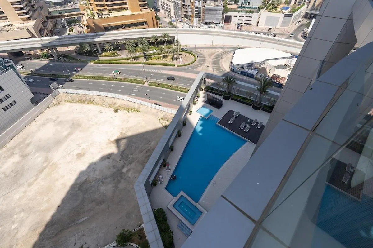 Bright 1-Bedroom With View Dubai Marina