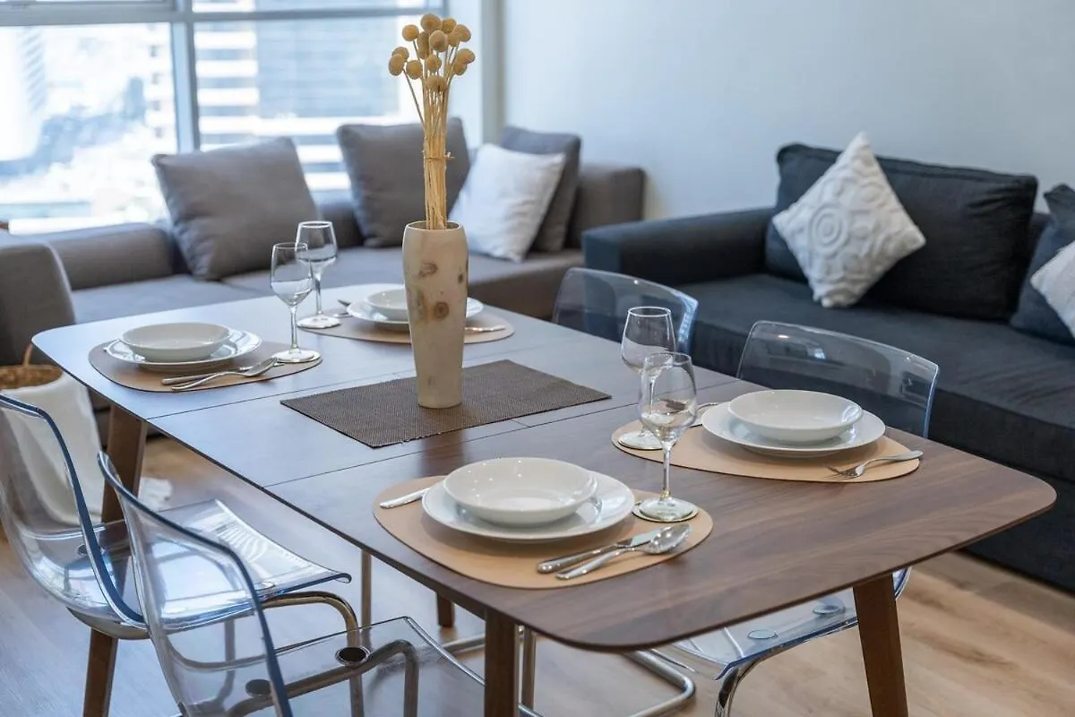 Bright 1-Bedroom With View Dubai Marina