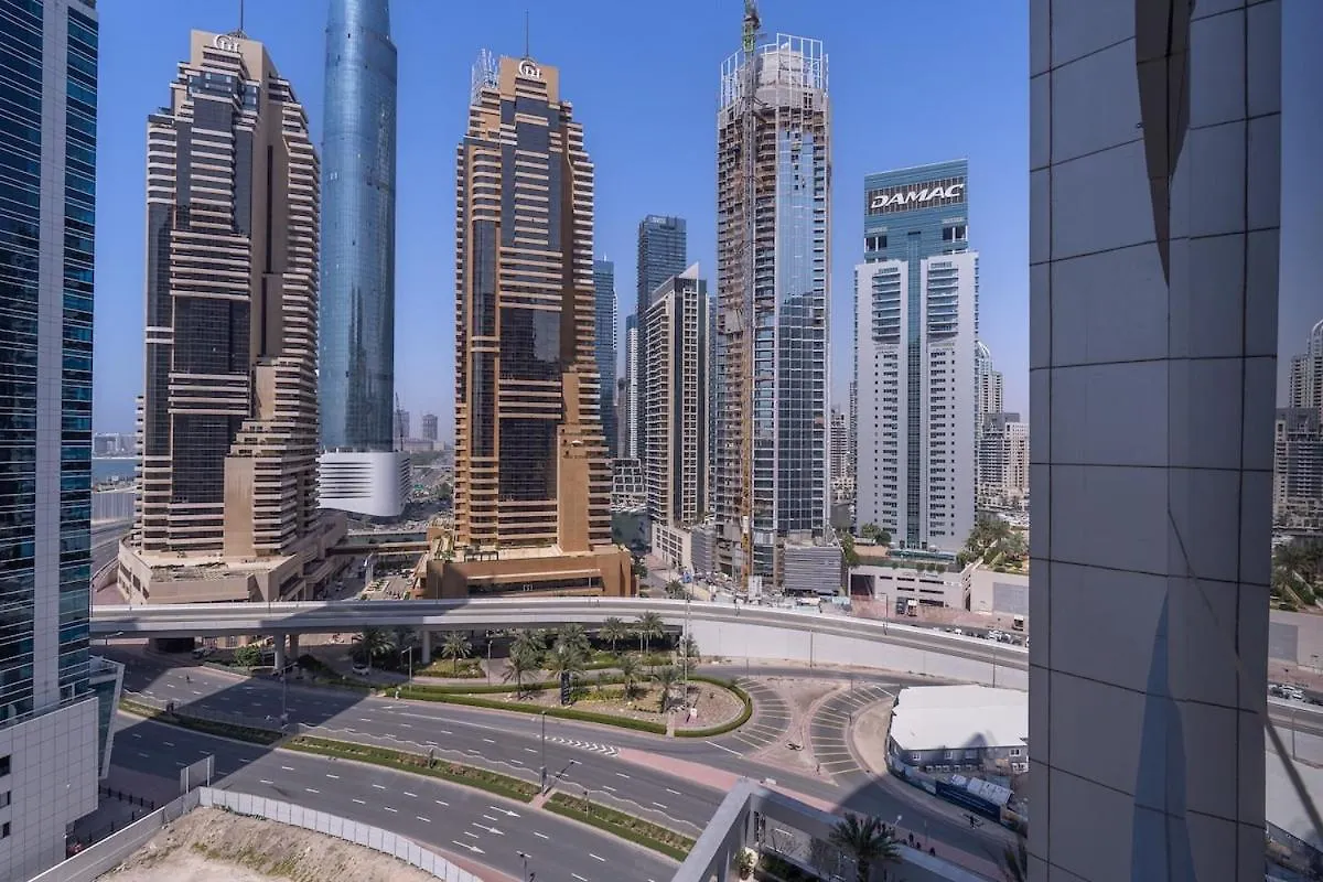 Apartment Bright 1-Bedroom With View Dubai Marina